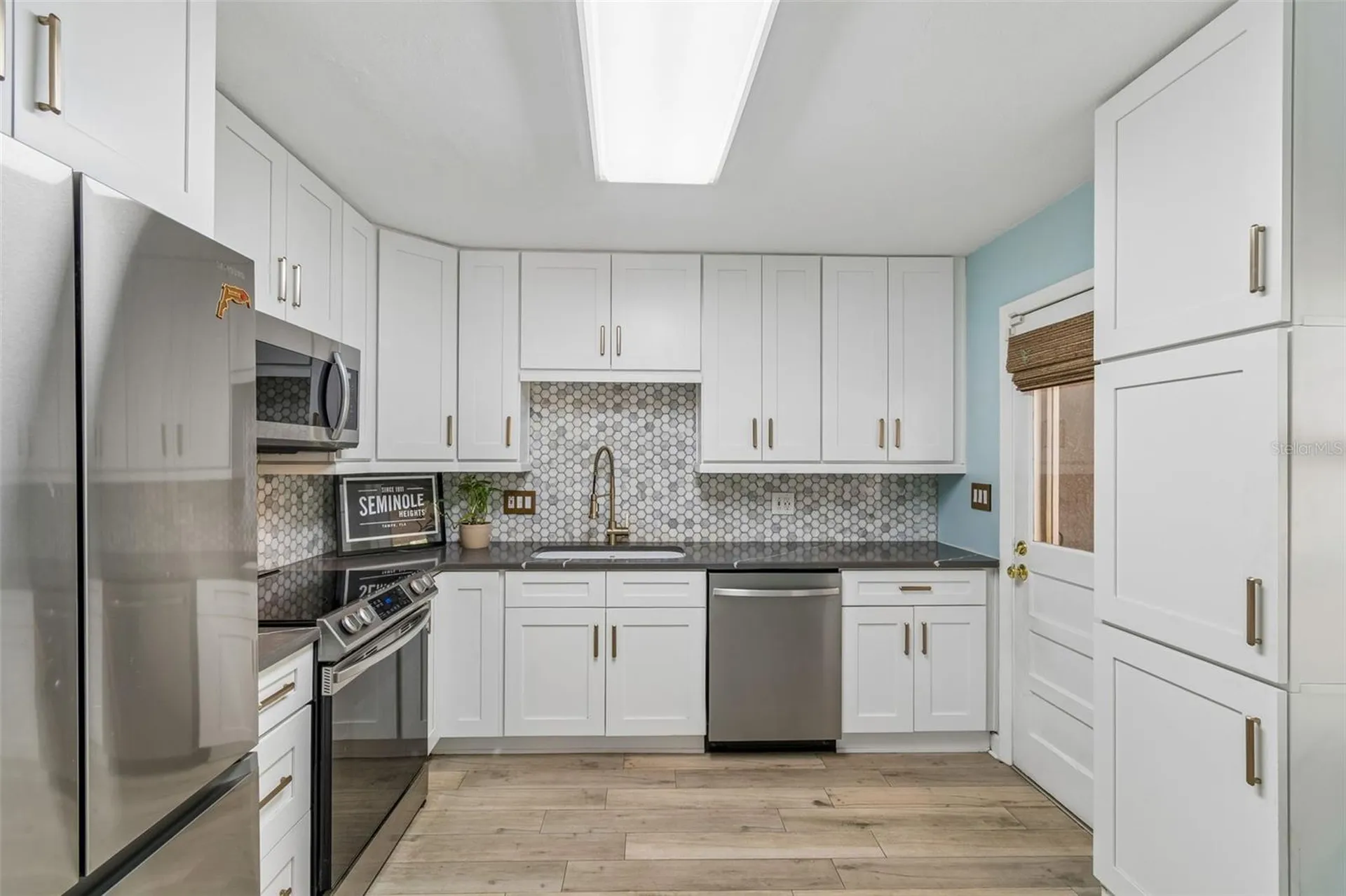 1304 E Knollwood Street Tampa FL 33604