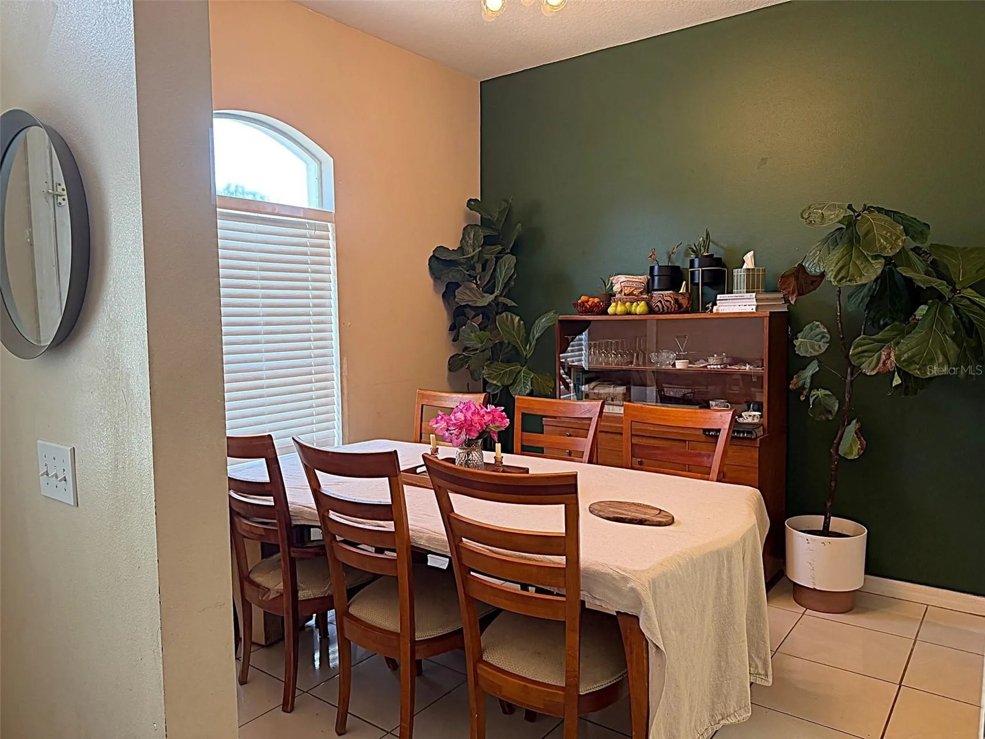 595 56th Avenue S St Petersburg FL 33705