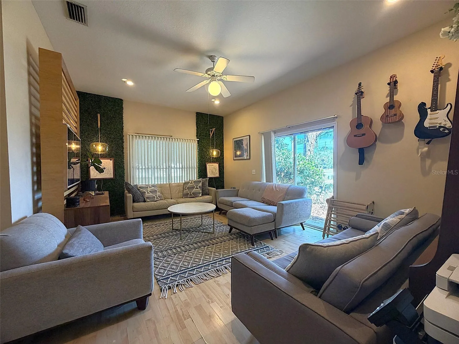 595 56th Avenue S St Petersburg FL 33705