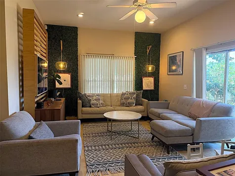 595 56th Avenue S St Petersburg FL 33705
