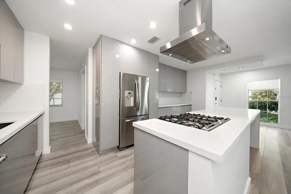 3920 W Barcelona Street Tampa FL 33629