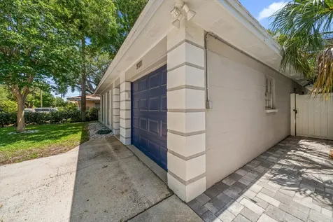 3920 W Barcelona Street Tampa FL 33629