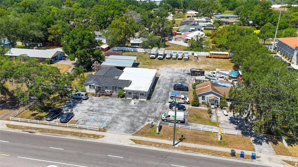 504 S Kings Avenue Brandon FL 33511