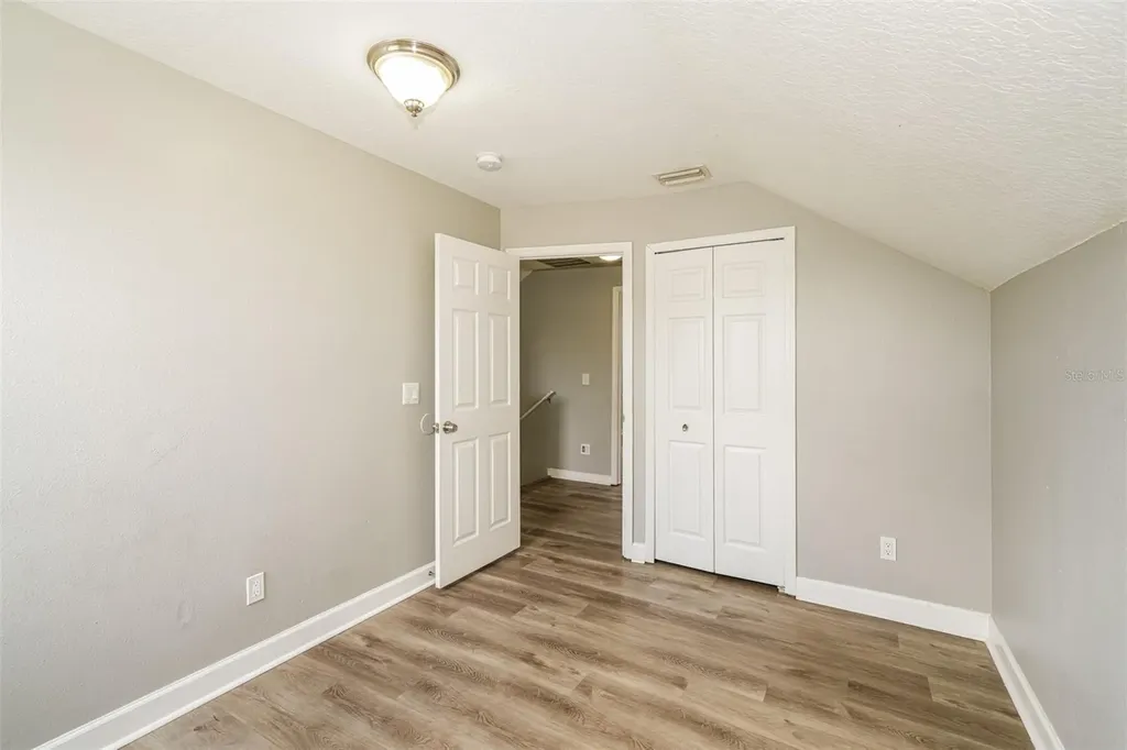 1648 Harbor Oaks Drive Tarpon Springs FL 34689