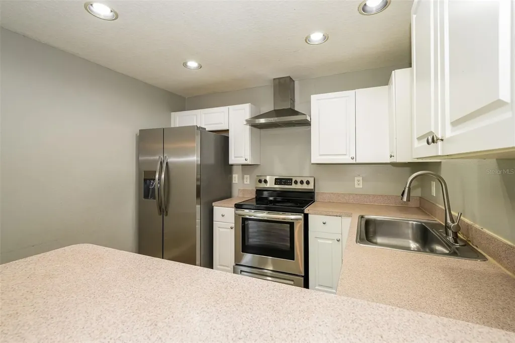 1648 Harbor Oaks Drive Tarpon Springs FL 34689