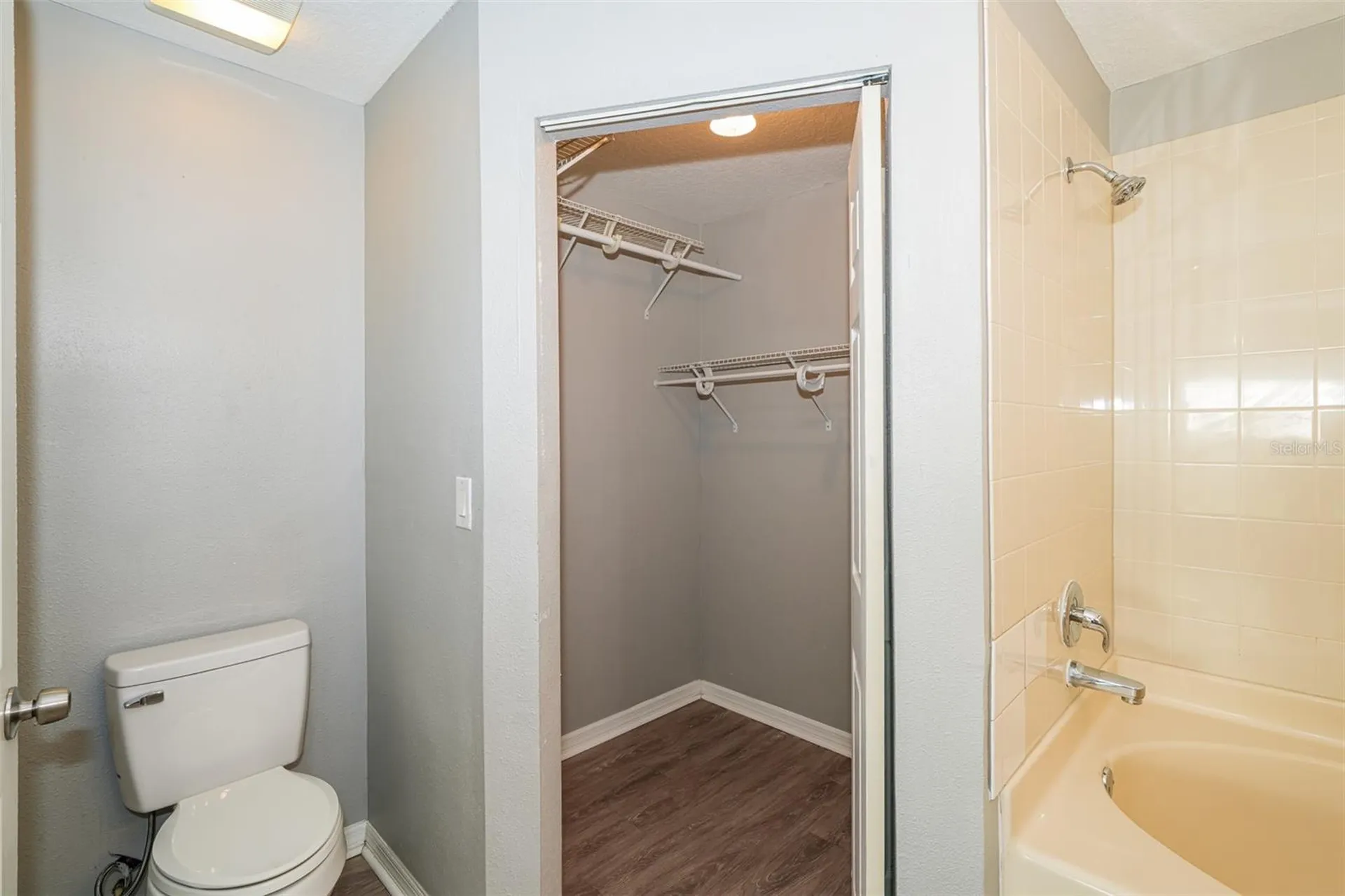 1648 Harbor Oaks Drive Tarpon Springs FL 34689