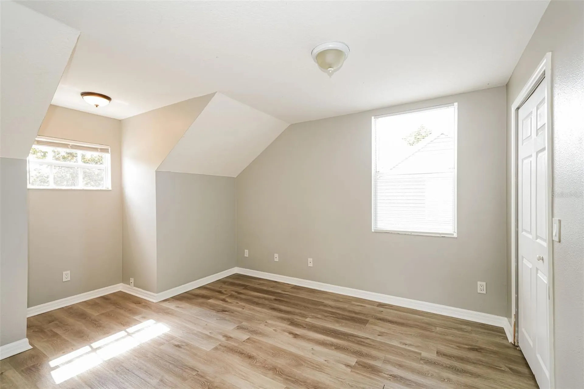 1648 Harbor Oaks Drive Tarpon Springs FL 34689