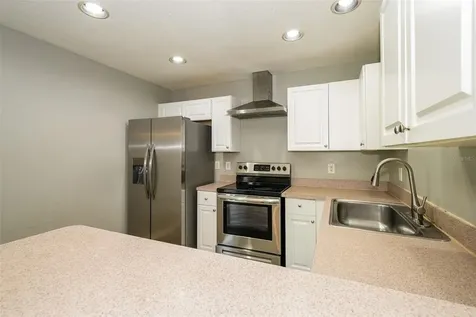 1648 Harbor Oaks Drive Tarpon Springs FL 34689