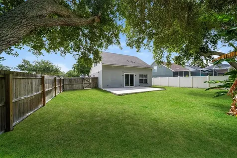 1648 Harbor Oaks Drive Tarpon Springs FL 34689