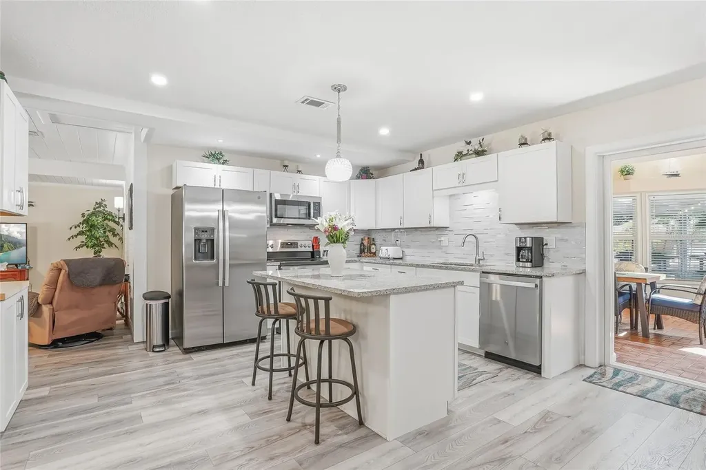 12109 Forest Hills Drive Tampa FL 33612
