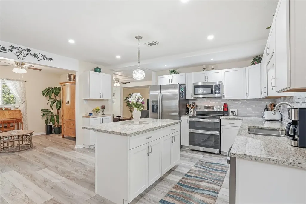 12109 Forest Hills Drive Tampa FL 33612