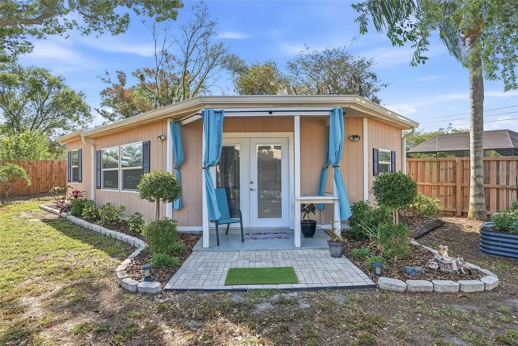 12109 Forest Hills Drive Tampa FL 33612