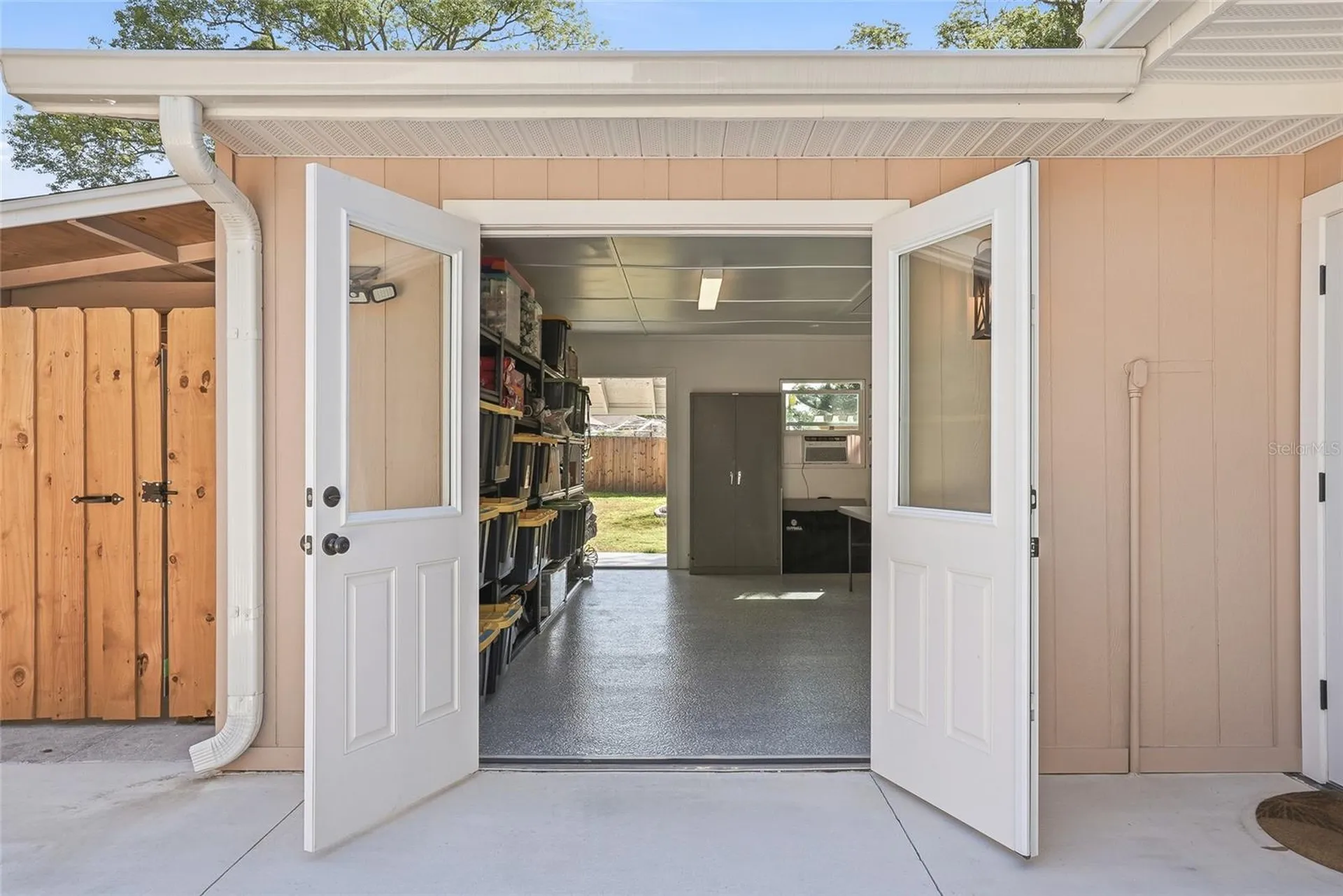 12109 Forest Hills Drive Tampa FL 33612
