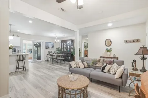 12109 Forest Hills Drive Tampa FL 33612