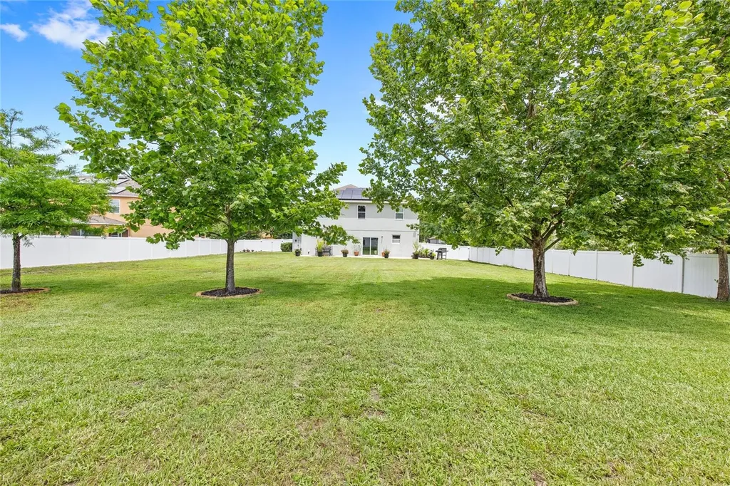 122 Los Arbor Drive Deland FL 32724