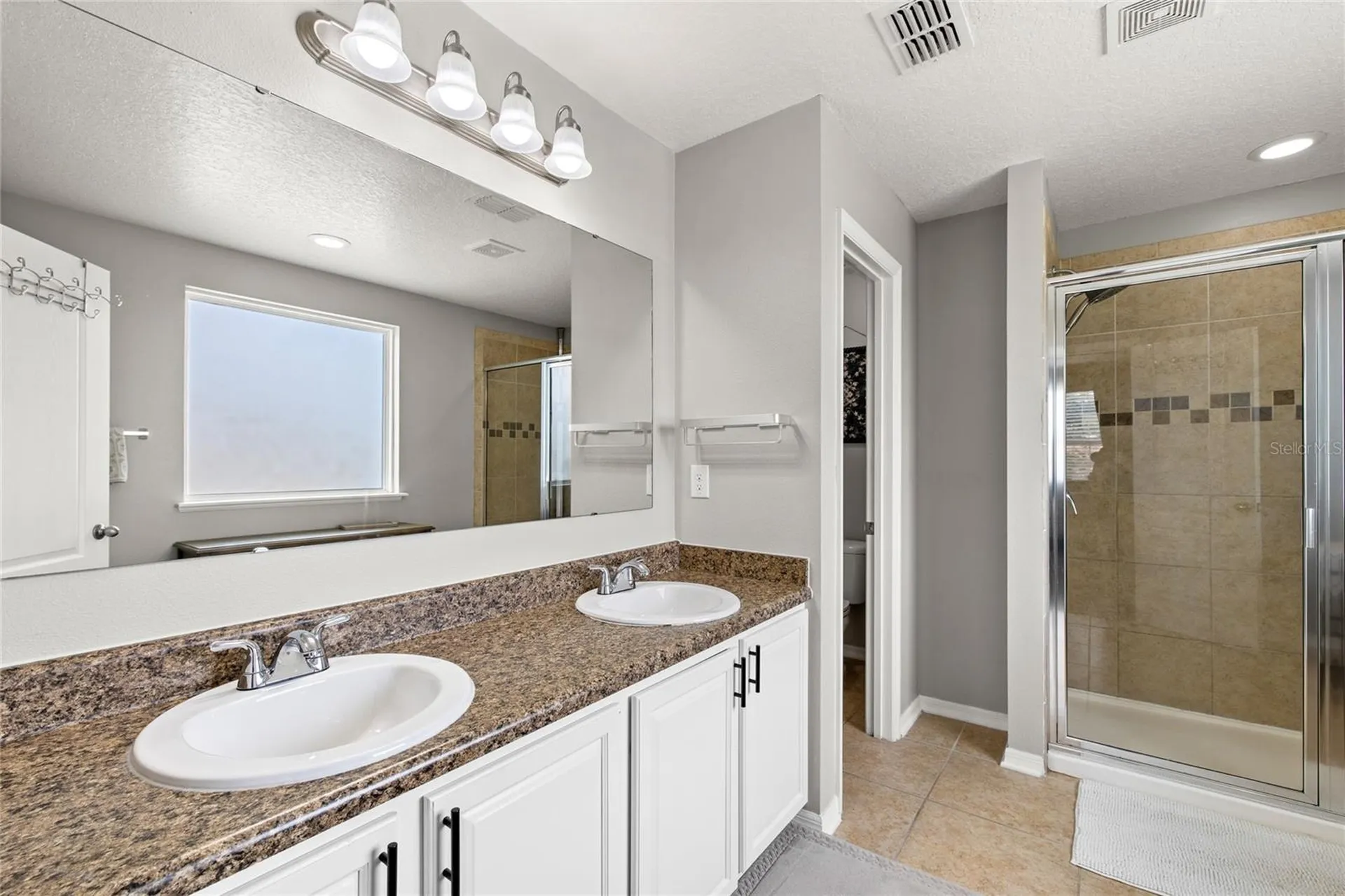 122 Los Arbor Drive Deland FL 32724