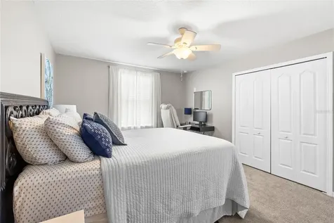 122 Los Arbor Drive Deland FL 32724