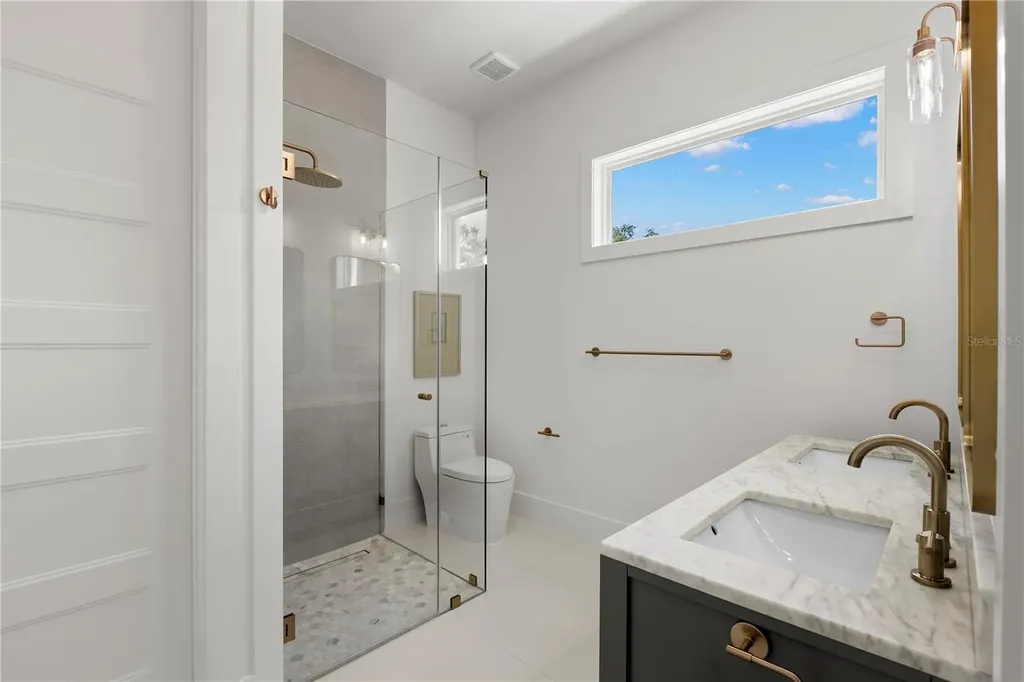 511 Buckingham Avenue E Oldsmar FL 34677