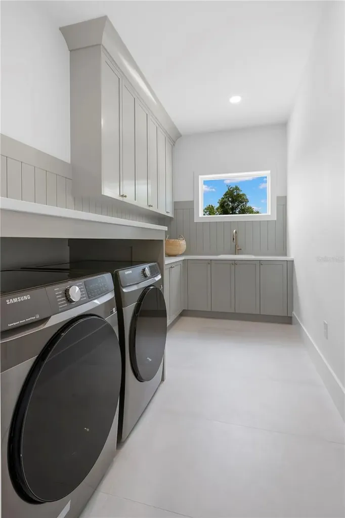 511 Buckingham Avenue E Oldsmar FL 34677