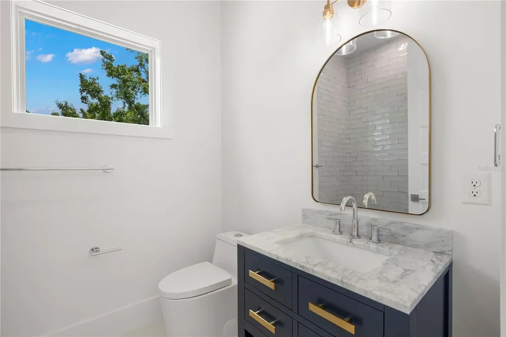 511 Buckingham Avenue E Oldsmar FL 34677