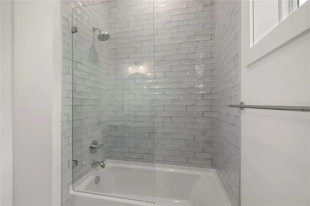 511 Buckingham Avenue E Oldsmar FL 34677
