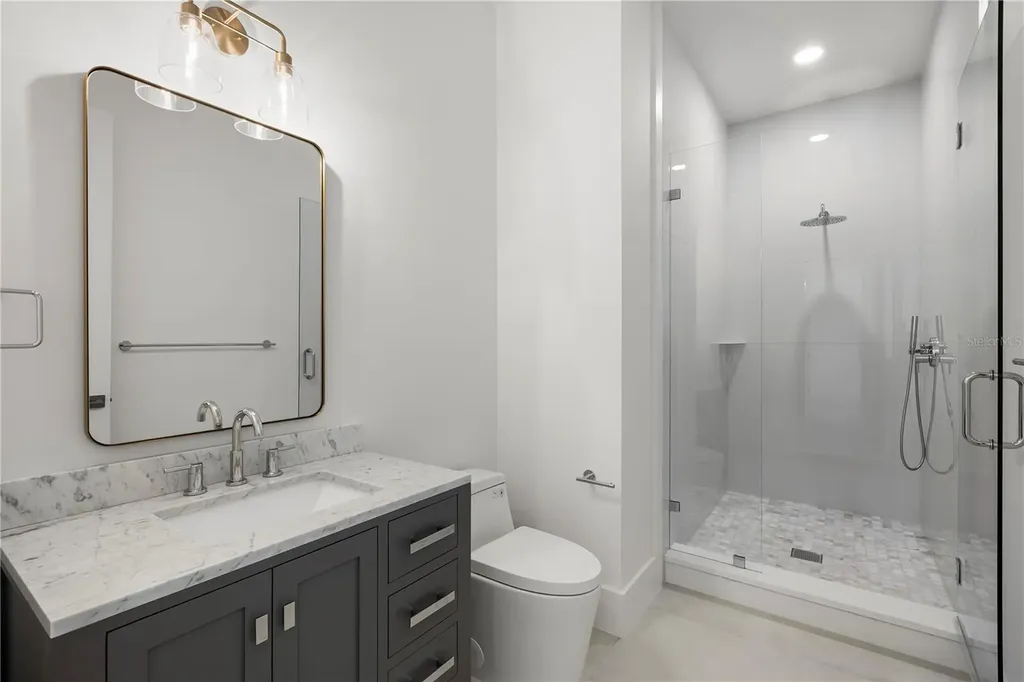 511 Buckingham Avenue E Oldsmar FL 34677