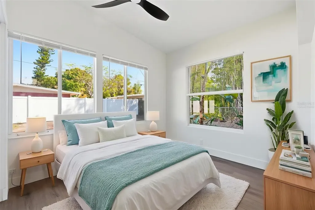 2989 Greenbriar Street Sarasota FL 34237