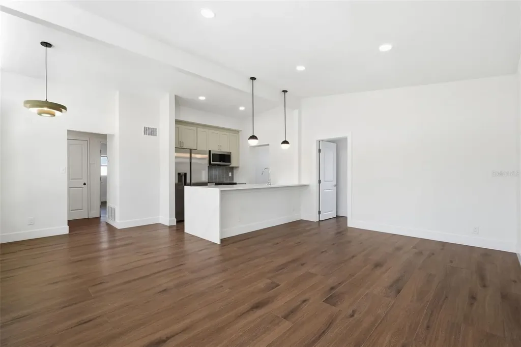 2989 Greenbriar Street Sarasota FL 34237