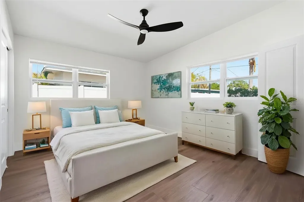 2989 Greenbriar Street Sarasota FL 34237