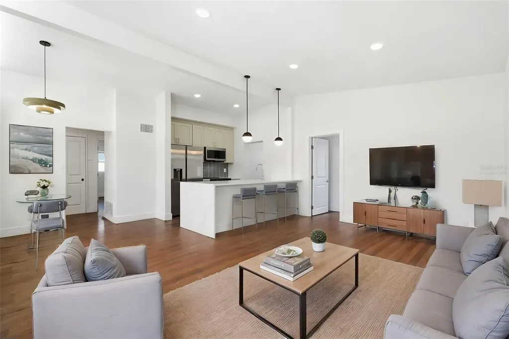 2989 Greenbriar Street Sarasota FL 34237