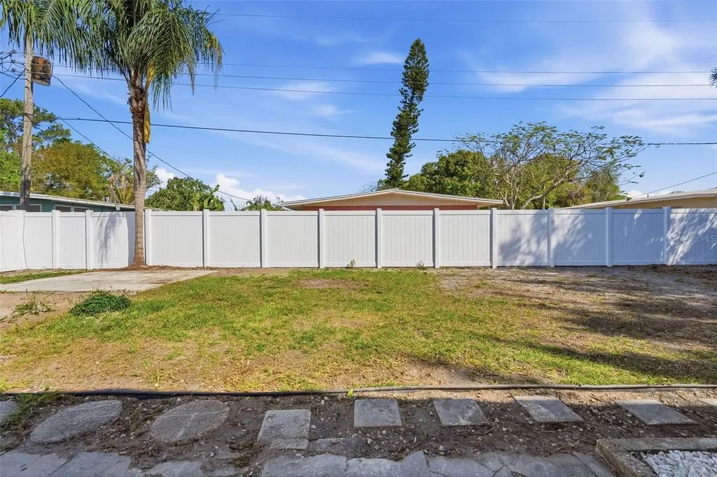 2989 Greenbriar Street Sarasota FL 34237