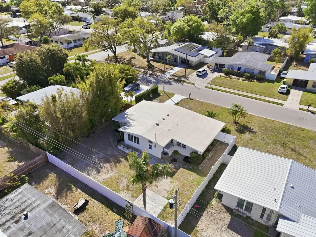 2989 Greenbriar Street Sarasota FL 34237