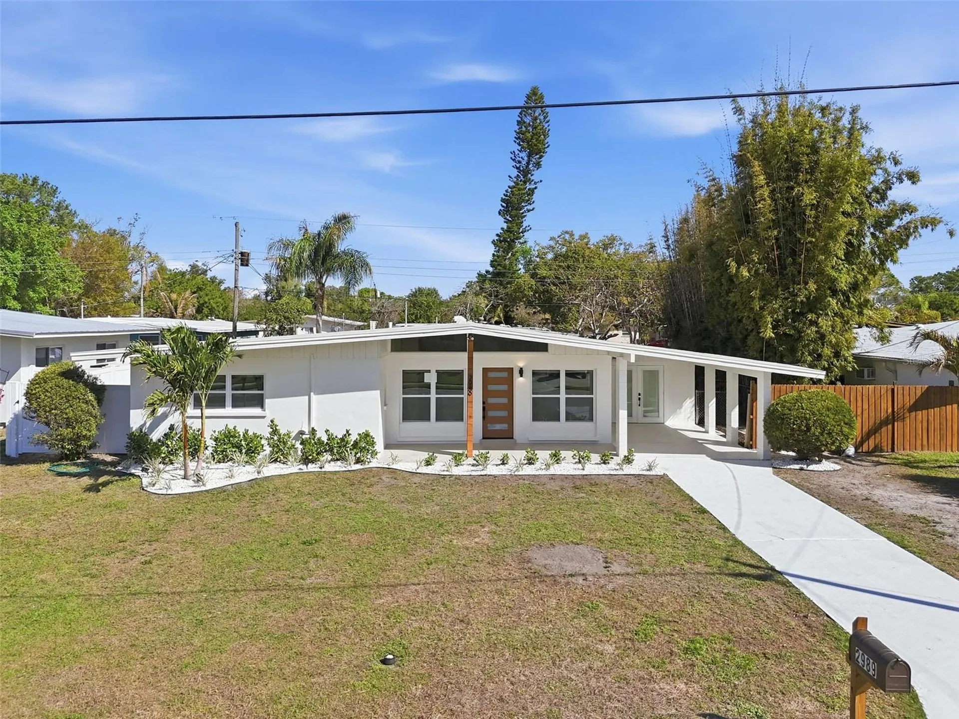 2989 Greenbriar Street Sarasota FL 34237