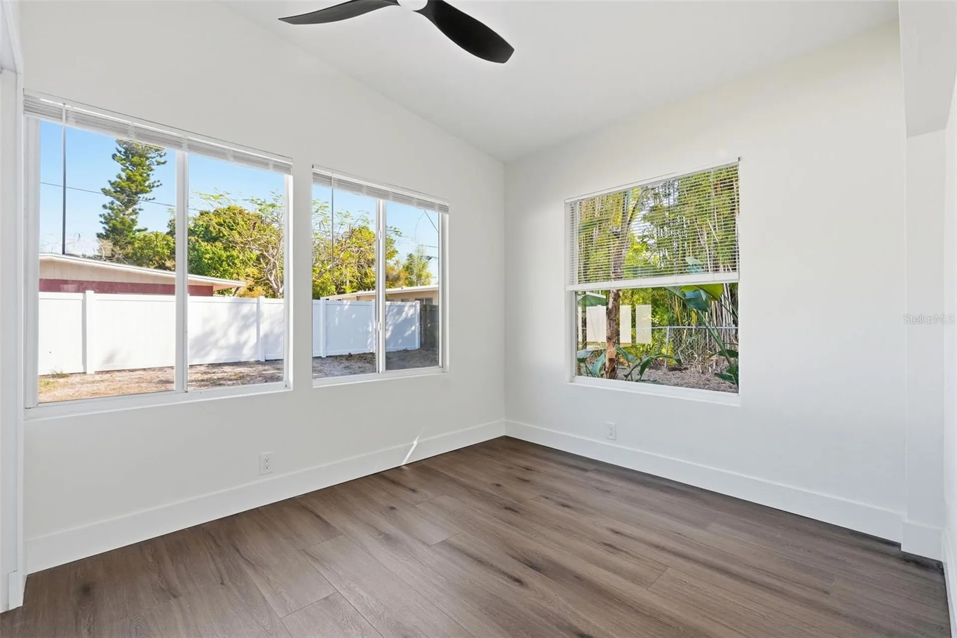 2989 Greenbriar Street Sarasota FL 34237