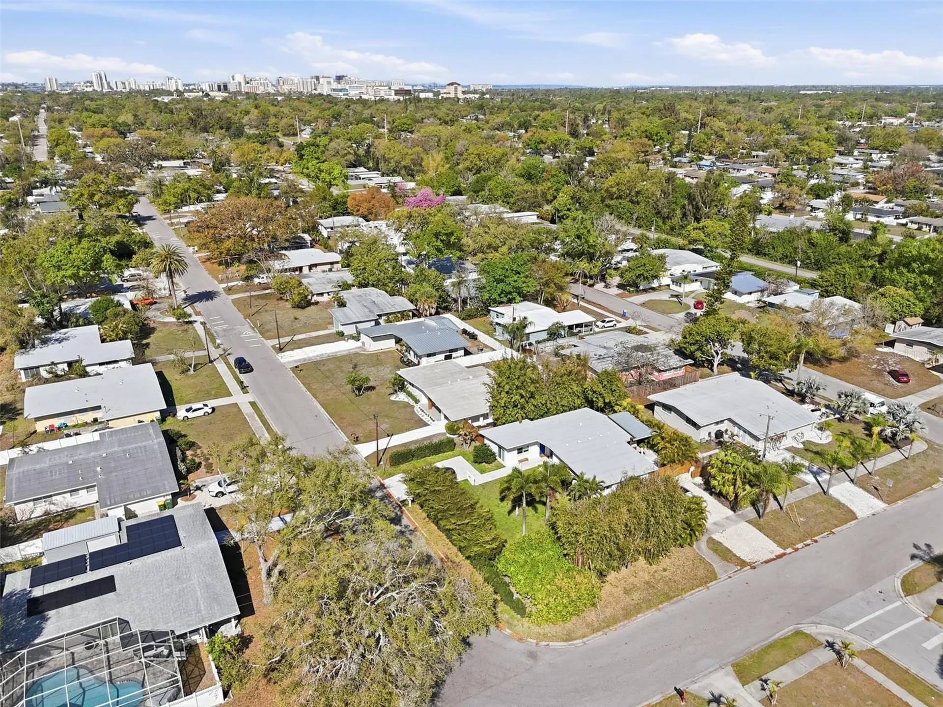 2989 Greenbriar Street Sarasota FL 34237