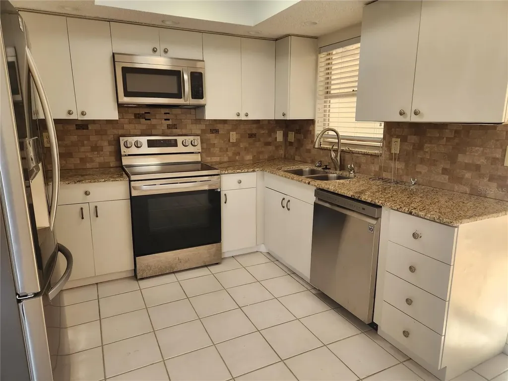 749 N Jefferson Avenue Sarasota FL 34237