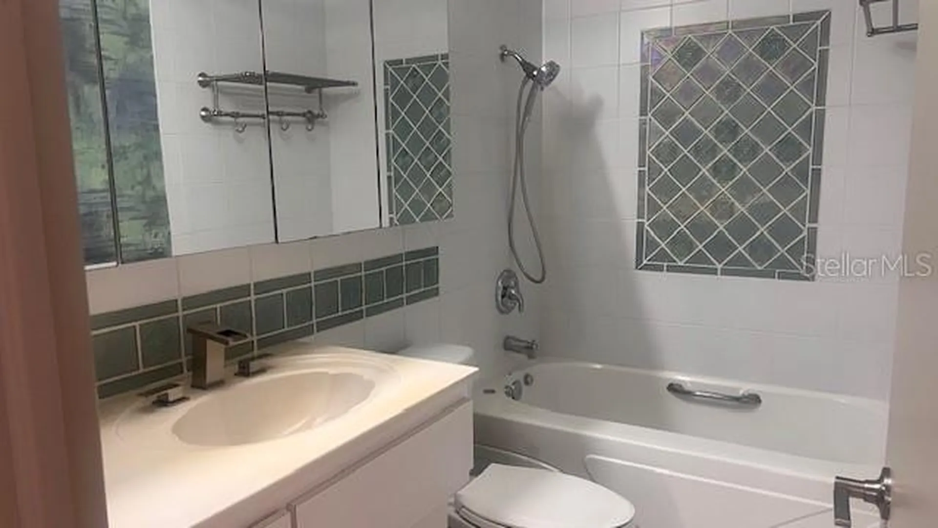 3717 46th Avenue S St Petersburg FL 33711