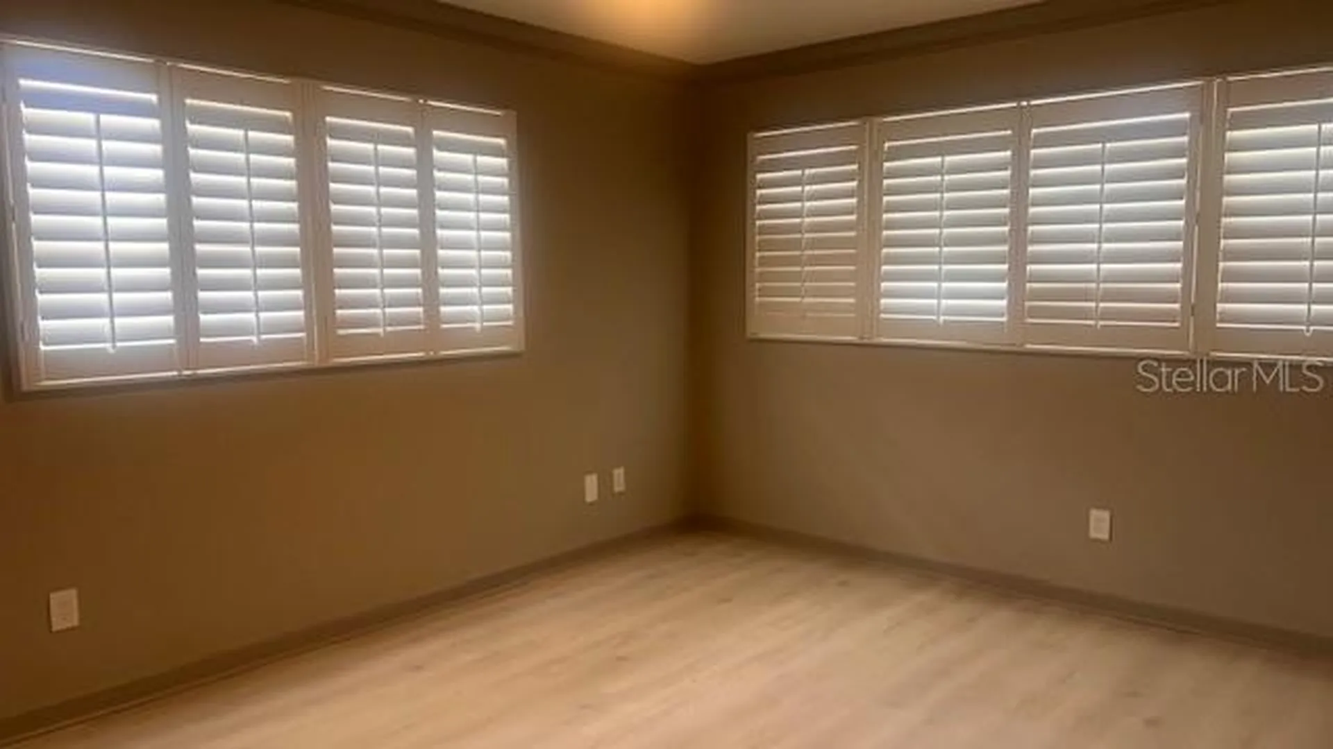 3717 46th Avenue S St Petersburg FL 33711