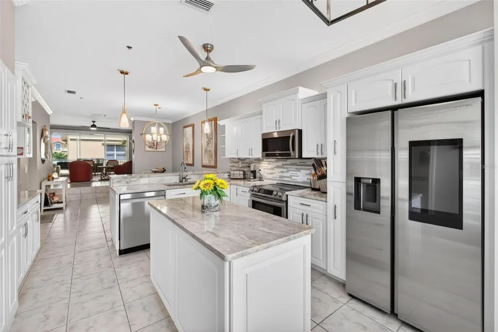 1033 Pinellas Bayway S Tierra Verde FL 33715