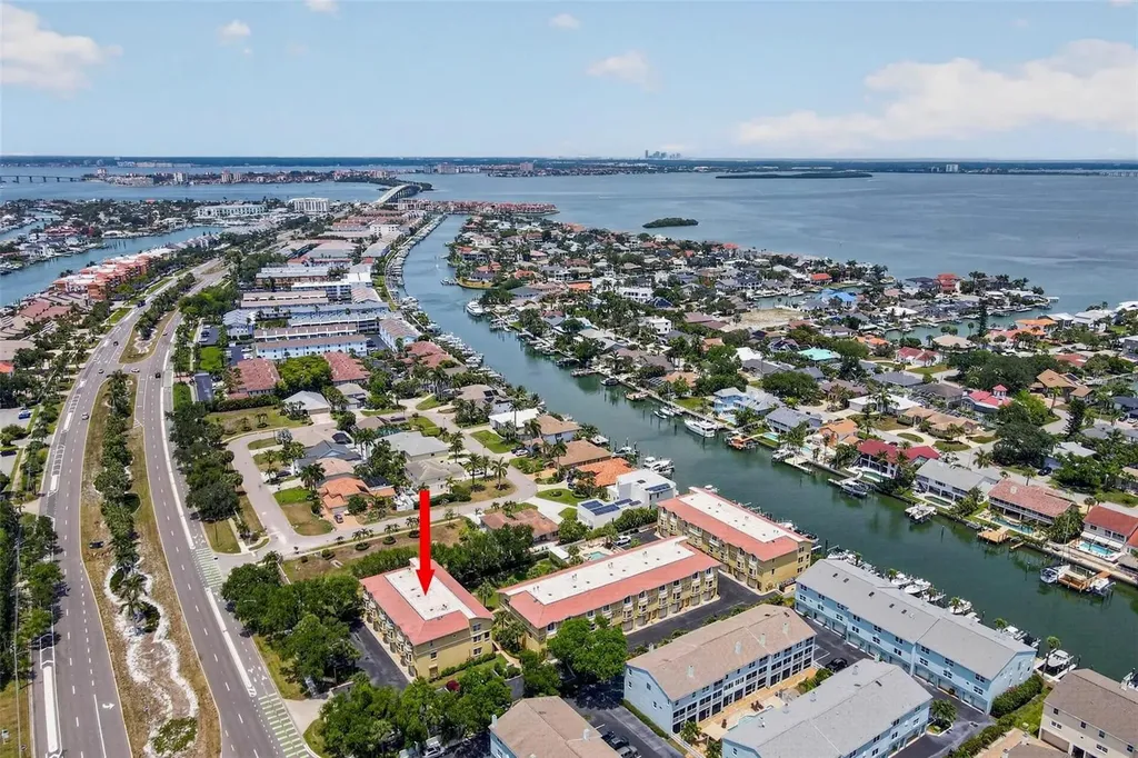 1033 Pinellas Bayway S Tierra Verde FL 33715