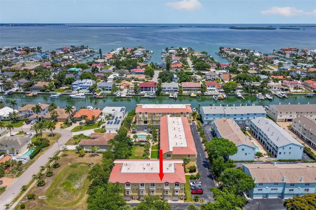 1033 Pinellas Bayway S Tierra Verde FL 33715