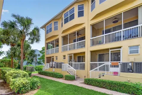 1033 Pinellas Bayway S Tierra Verde FL 33715