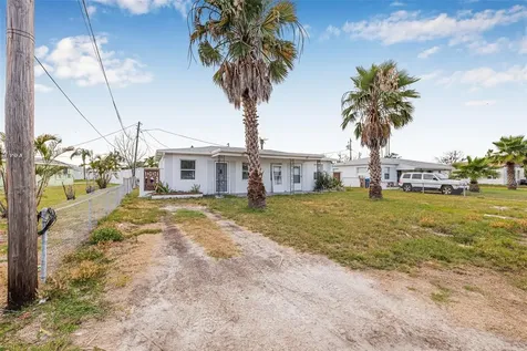 30 Lynn Way Madeira Beach FL 33708