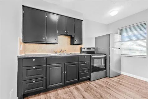 30 Lynn Way Madeira Beach FL 33708