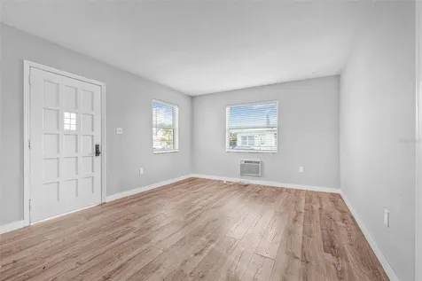 30 Lynn Way Madeira Beach FL 33708