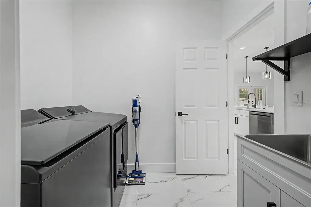 7372 Madrid Road Weeki Wachee FL 34613