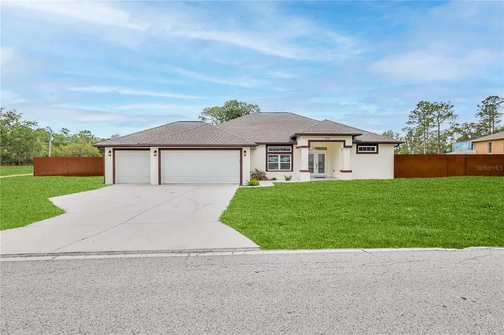 7372 Madrid Road Weeki Wachee FL 34613