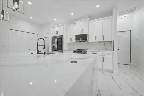 7372 Madrid Road Weeki Wachee FL 34613
