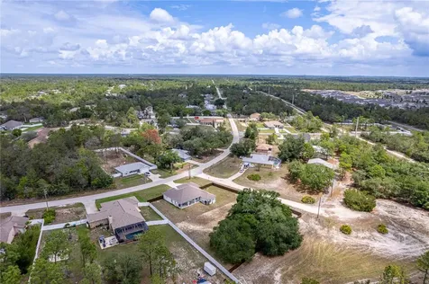 7372 Madrid Road Weeki Wachee FL 34613