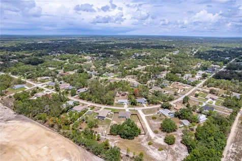 7372 Madrid Road Weeki Wachee FL 34613